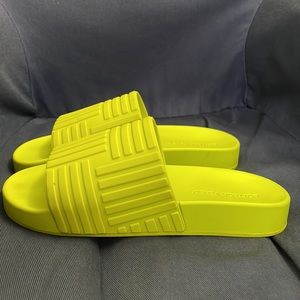 BOTTEGA VENETA Rubber Slides Unisex